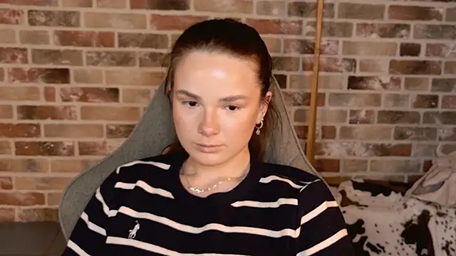 May_Bloom's cam snapshot