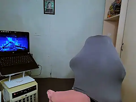 YourNikkieXxx live sex cam