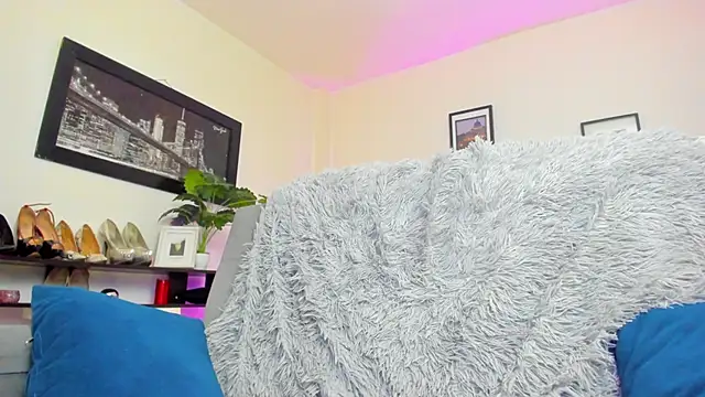 BellaFlaming's cam snapshot