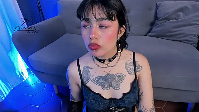 flower_smith_'s cam snapshot