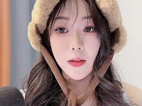 smalldaisy's cam snapshot