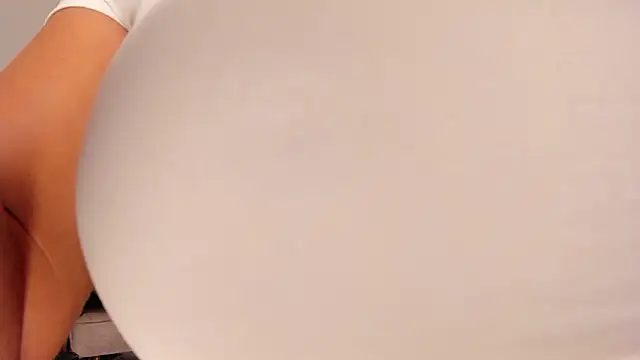 wandathompson_'s cam snapshot