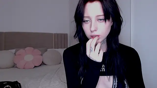 Sn0w__queen live sex cam