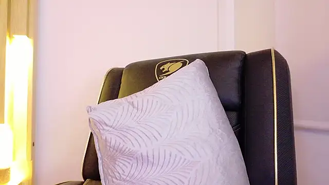 Anaise_latif's cam snapshot