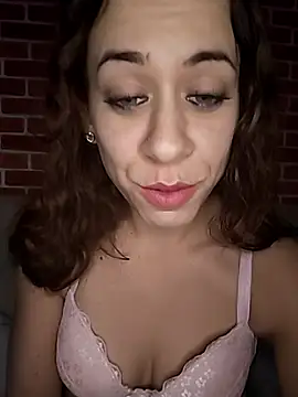 HotGinger66's cam snapshot