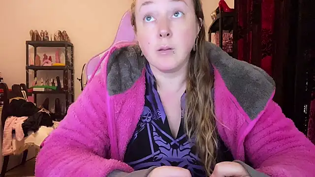 kisicaxx's cam snapshot