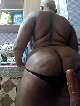 queennapal's cam snapshot