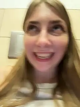 Sunny___Bunny's cam snapshot