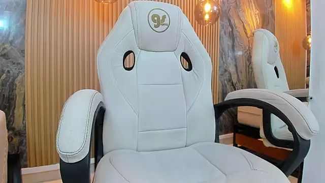 beca_winn's cam snapshot