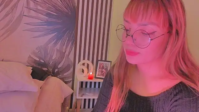 Samaantha-White's cam snapshot