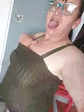 clarita_01's cam snapshot