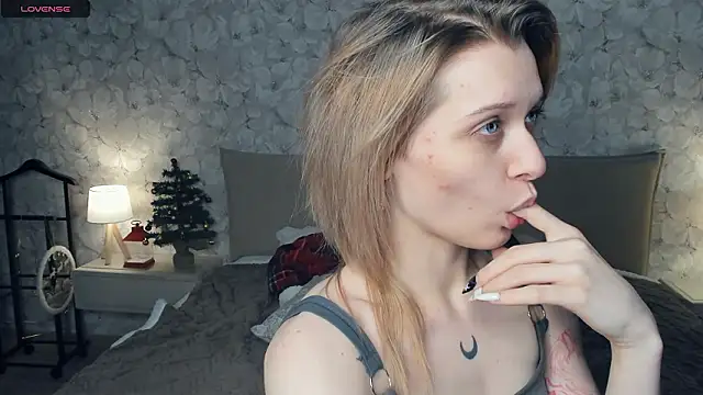 ReganShroff's cam snapshot