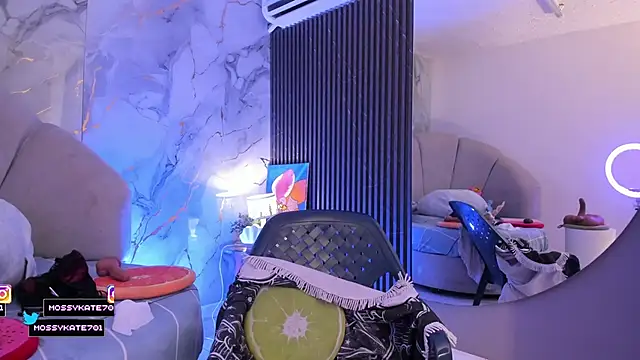 Katemoss70's cam snapshot