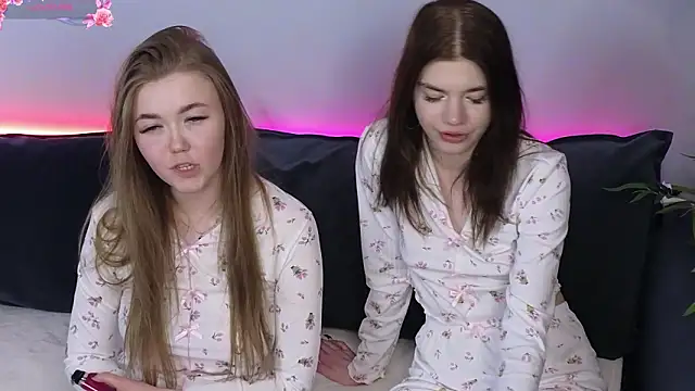 TwixieGuo's cam snapshot