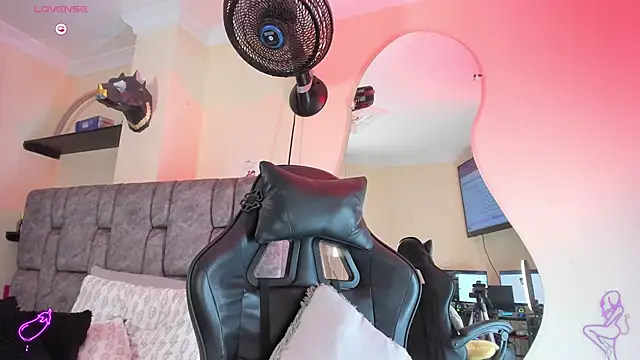 Danyhottits's cam snapshot