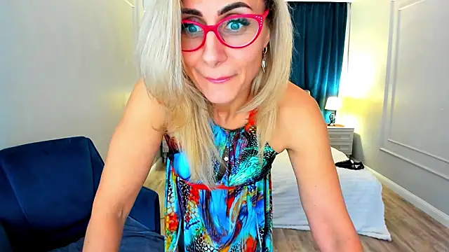 MuseOfStage live sex cam