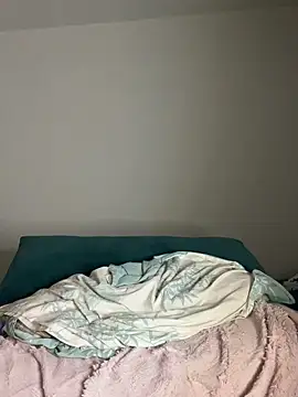 lyajoliee live sex cam