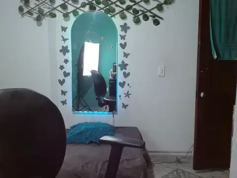 Andreaebony's cam snapshot