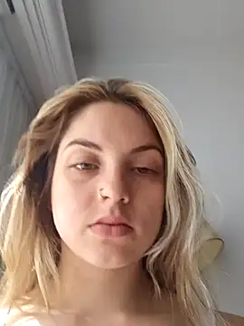 Elnonoykeila77 live sex cam