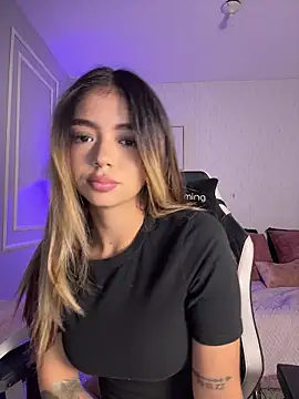 HoneyMollyX live sex cam