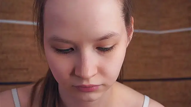 OnaZiroge's cam snapshot