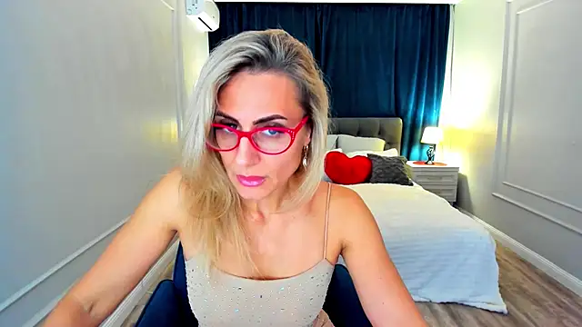 MuseOfStage's cam snapshot