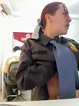 Emily-7_ live sex cam