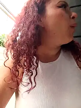 Mommy-Hot's cam snapshot