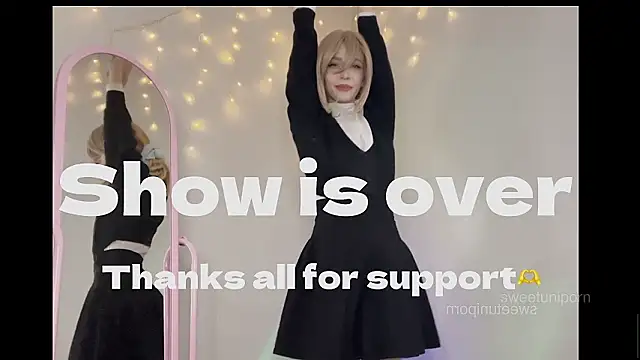 sweetuniporn's cam snapshot