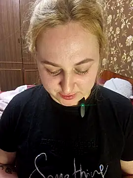 LianaJu's cam snapshot