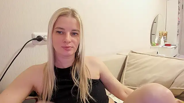 Princessa_ya's cam snapshot