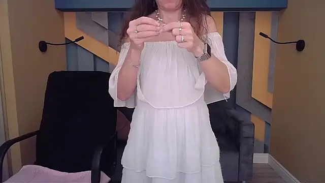 EllaLong's cam snapshot