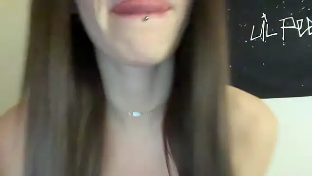 ur_molly live sex cam