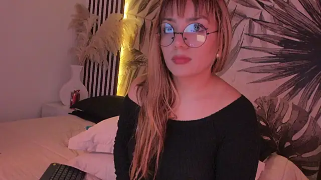 Samaantha-White's cam snapshot