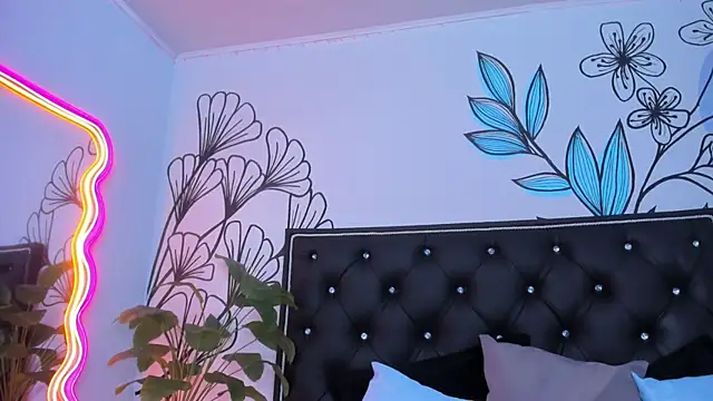 Sweet_Ariadna_'s cam snapshot