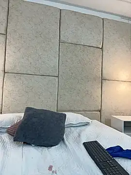 aisha_vs's cam snapshot