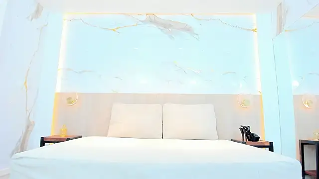 susan_elliot's cam snapshot