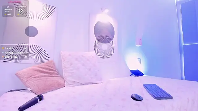 kylie_soraya's cam snapshot