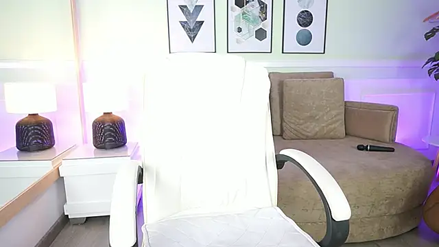 MeganLowell's cam snapshot