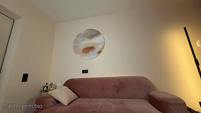 HiddenG3m's cam snapshot