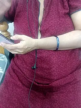 Tamil_aishu09's cam snapshot