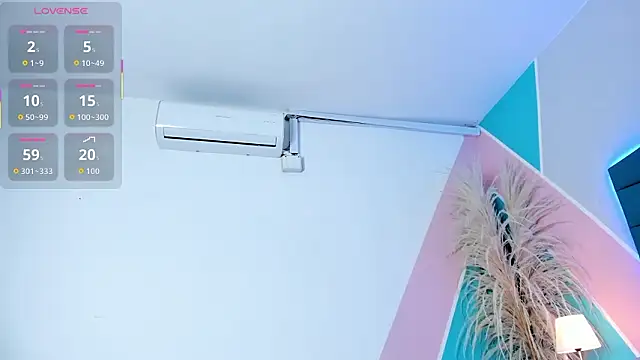 mara_winters_'s cam snapshot