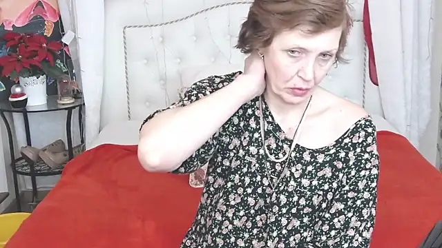 SilviaHart's cam snapshot