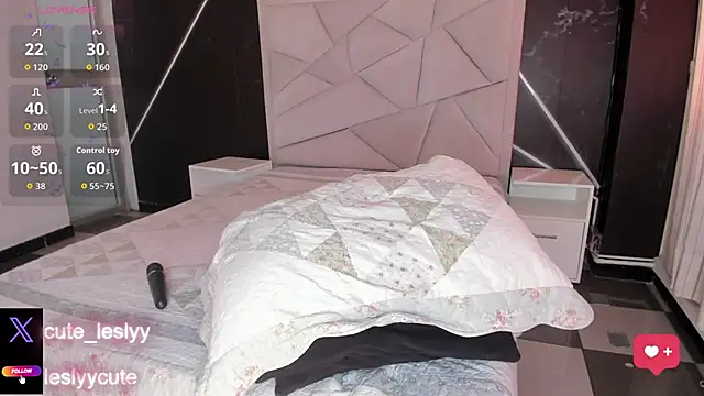 lesly_cutee's cam snapshot