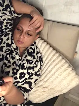 Welsh_Maya221x's cam snapshot