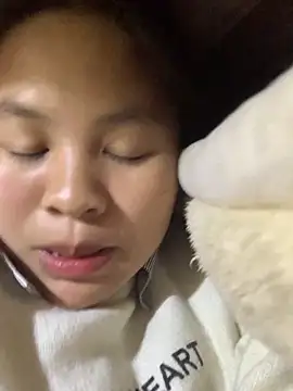 NhuFox's cam snapshot