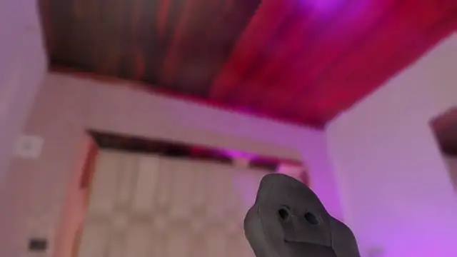 Emmily_Savage's cam snapshot