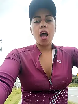 _andrea30's cam snapshot