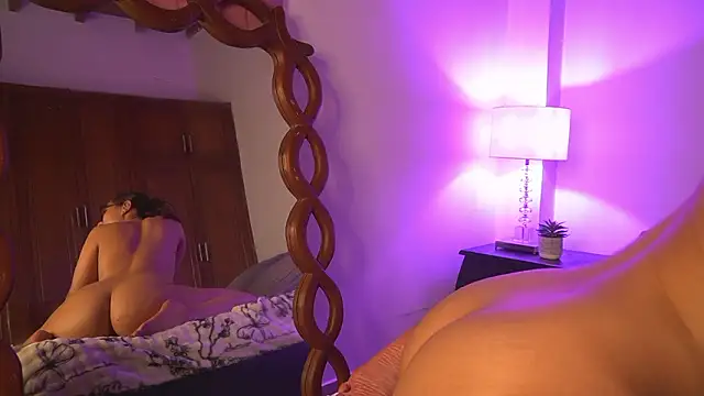 gala_monroe's cam snapshot