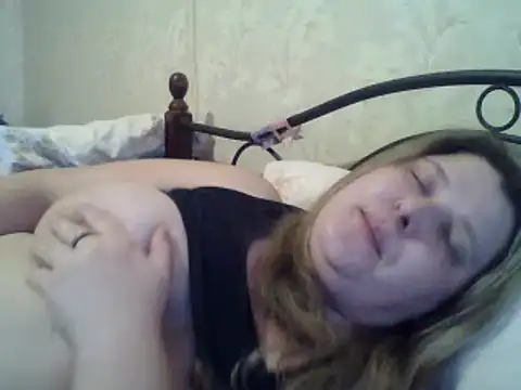 ParisMimi's cam snapshot